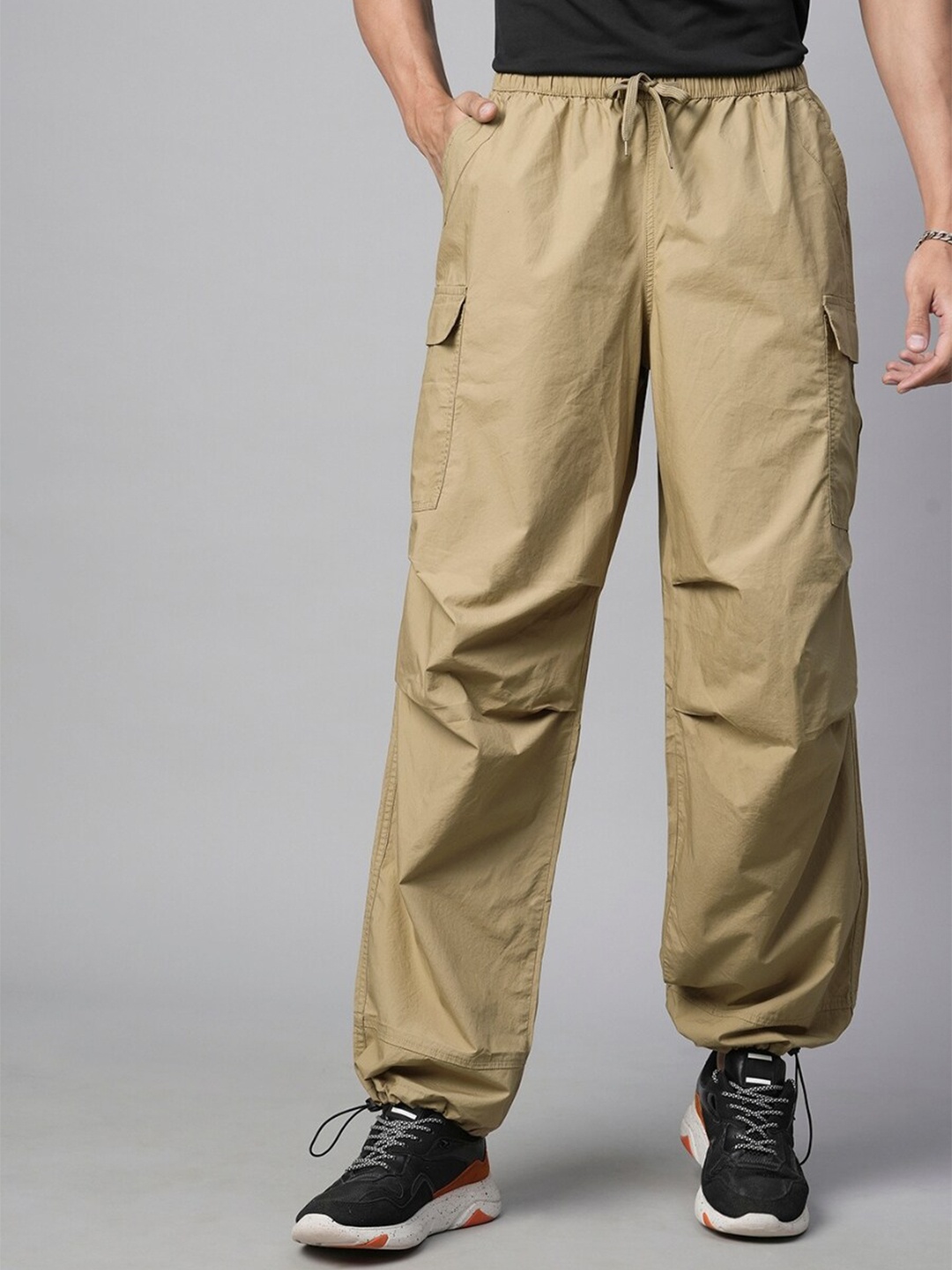 

PRONK Men Cotton Relaxed-Fit Parachute Track Pant, Khaki