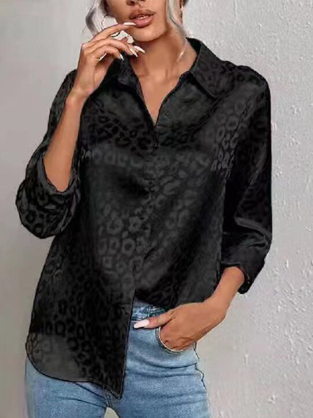 

StyleCast Black Animal Printed Long sleeves Satin Casual Shirt