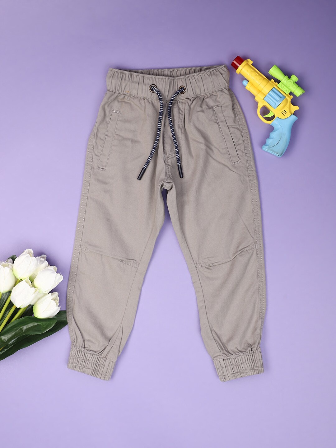 

V-Mart Boys Mid-Rise Cotton Joggers, Grey