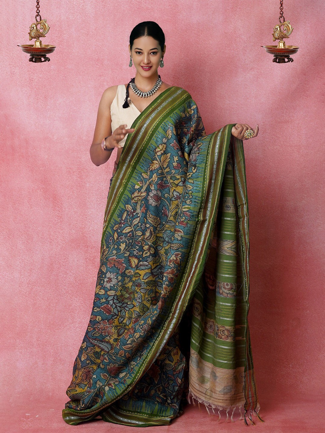 

Unnati Silks Kalamkari Printed Zari Pure Silk Handloom Tussar Saree, Green