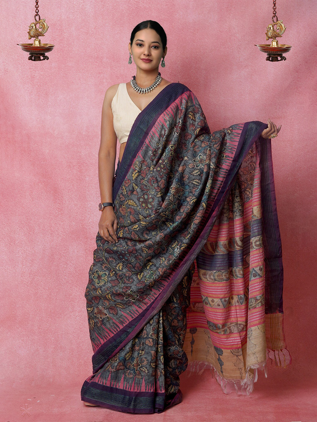 

Unnati Silks Kalamkari Printed Pure Silk Handloom Tussar Saree, Navy blue