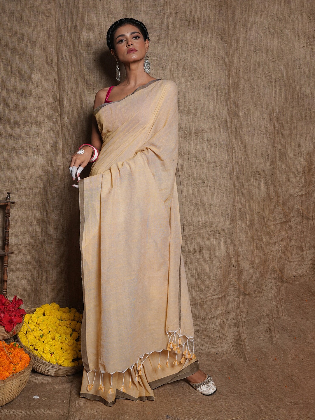 

Unnati Silks Mulmul Cotton Handloom Jamdani Saree, Cream