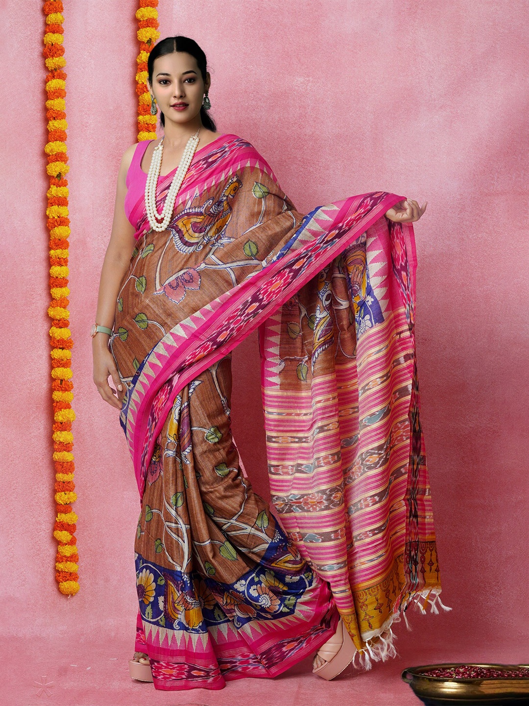 

Unnati Silks Kalamkari Printed Zari Pure Silk Handloom Tussar Saree, Brown