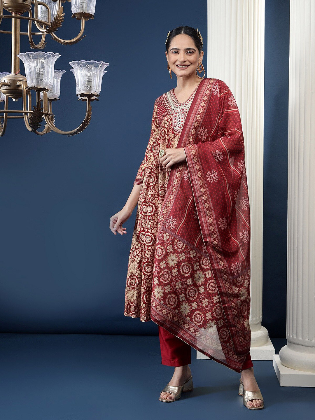 

BAESD Ethnic Motifs Embroidered Empire Flared Straight Kurta With Trousers & Dupatta, Maroon