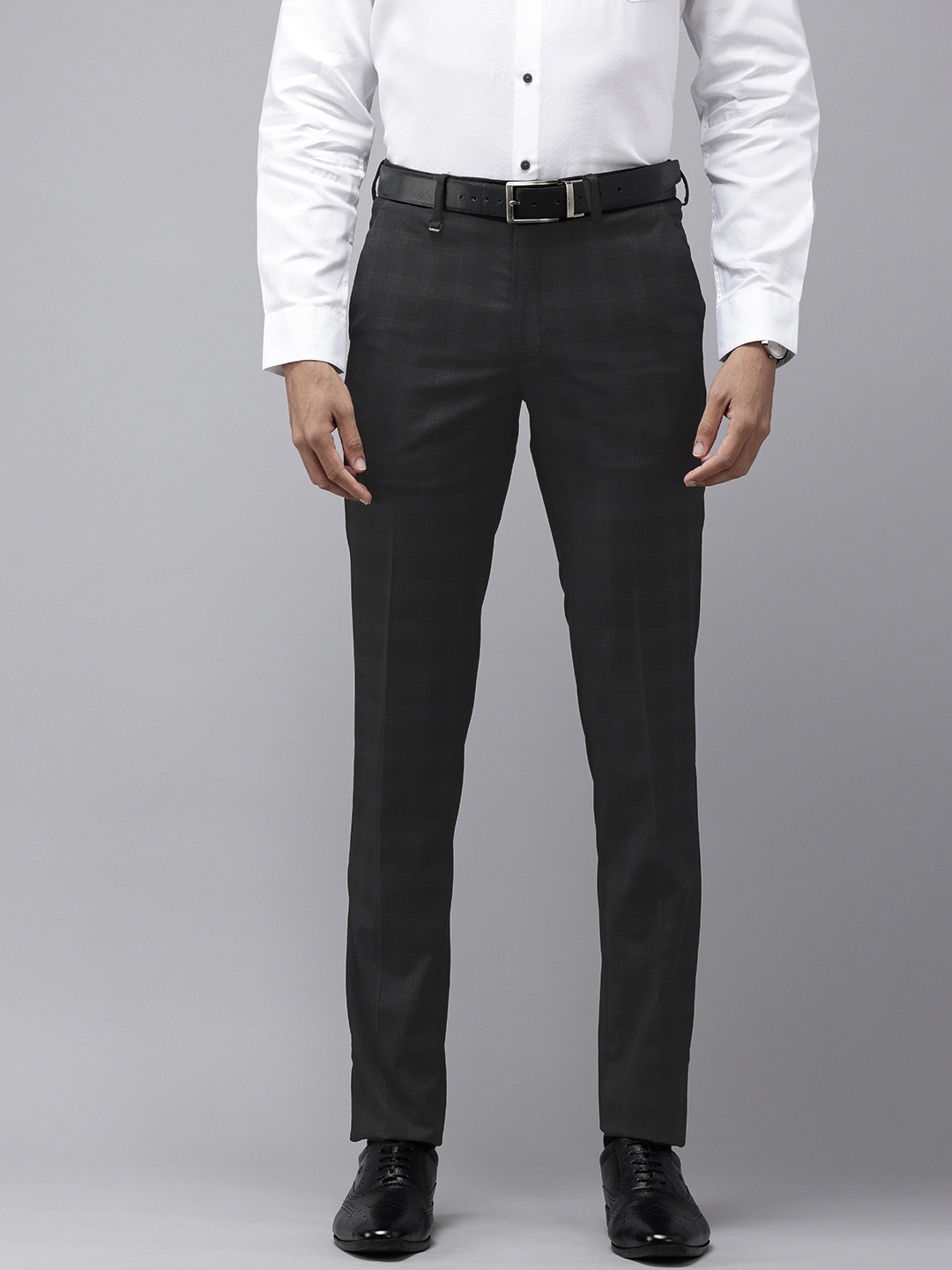 

Van Heusen Men Checked Slim Fit Formal Trousers, Black
