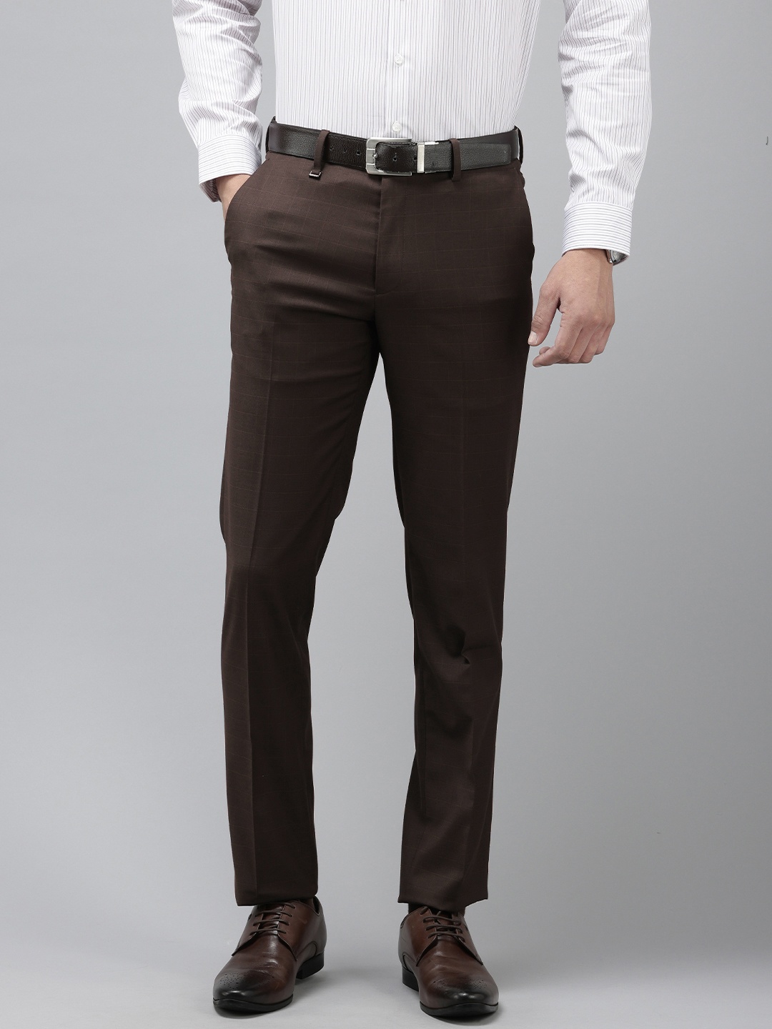 

Van Heusen Men Checked Slim Fit Formal Trousers, Coffee brown