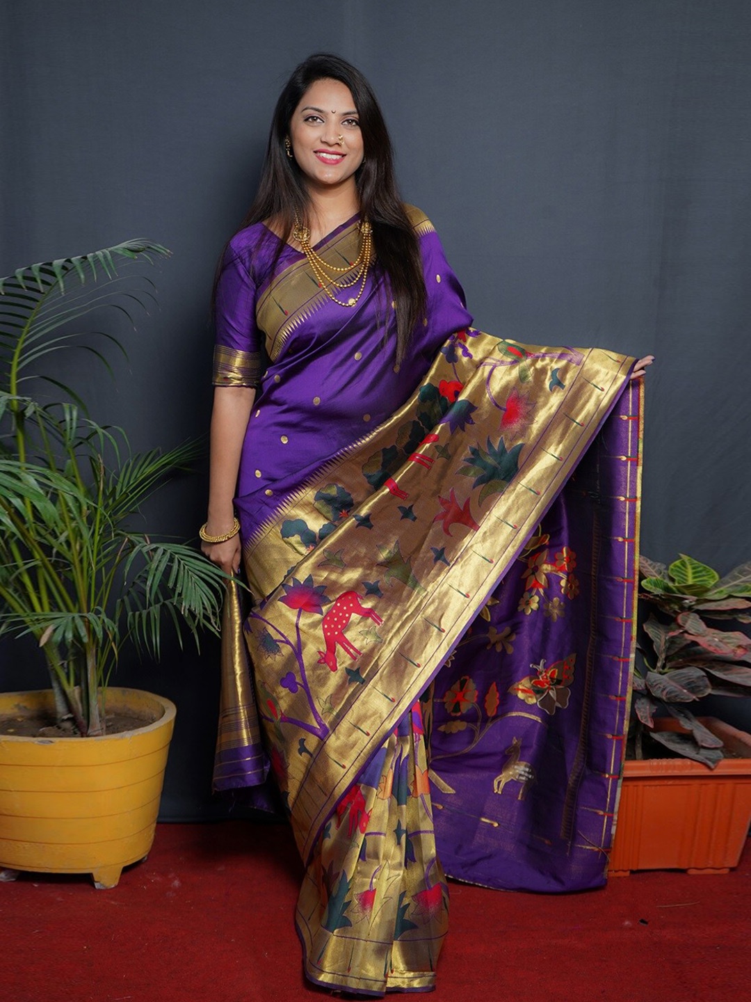 

CANIZZARO Ethnic Woven Design Zari Pure Silk Paithani Saree, Purple