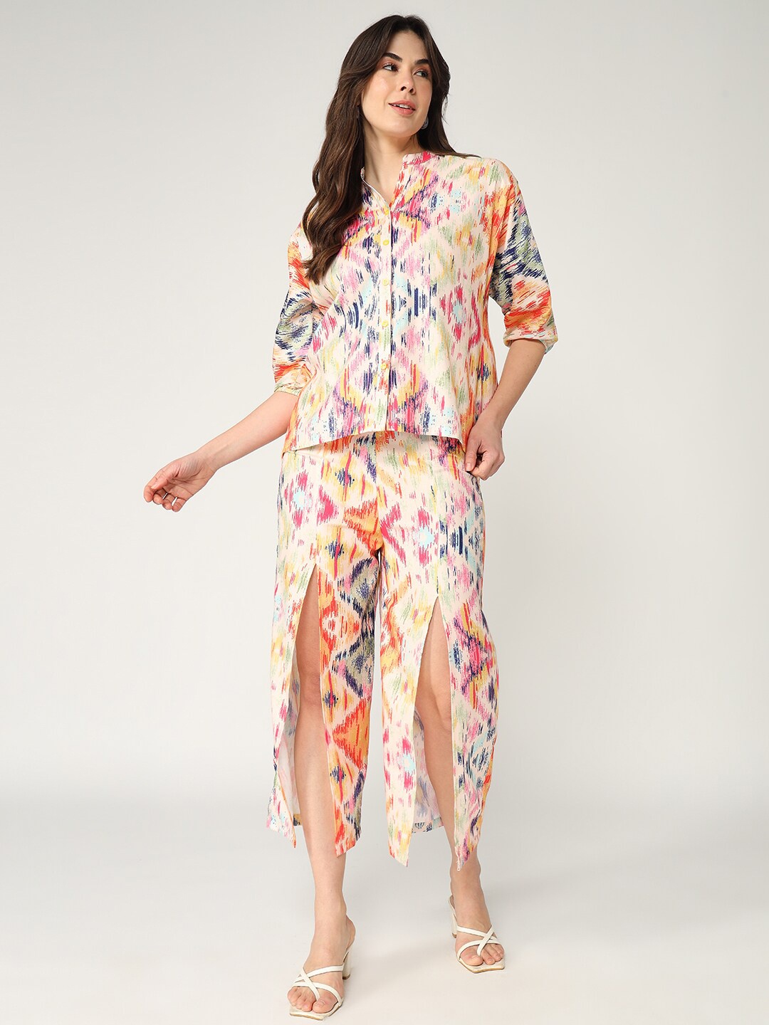 

Pannkh Abstract Printed Shirt With Trousers, Pink