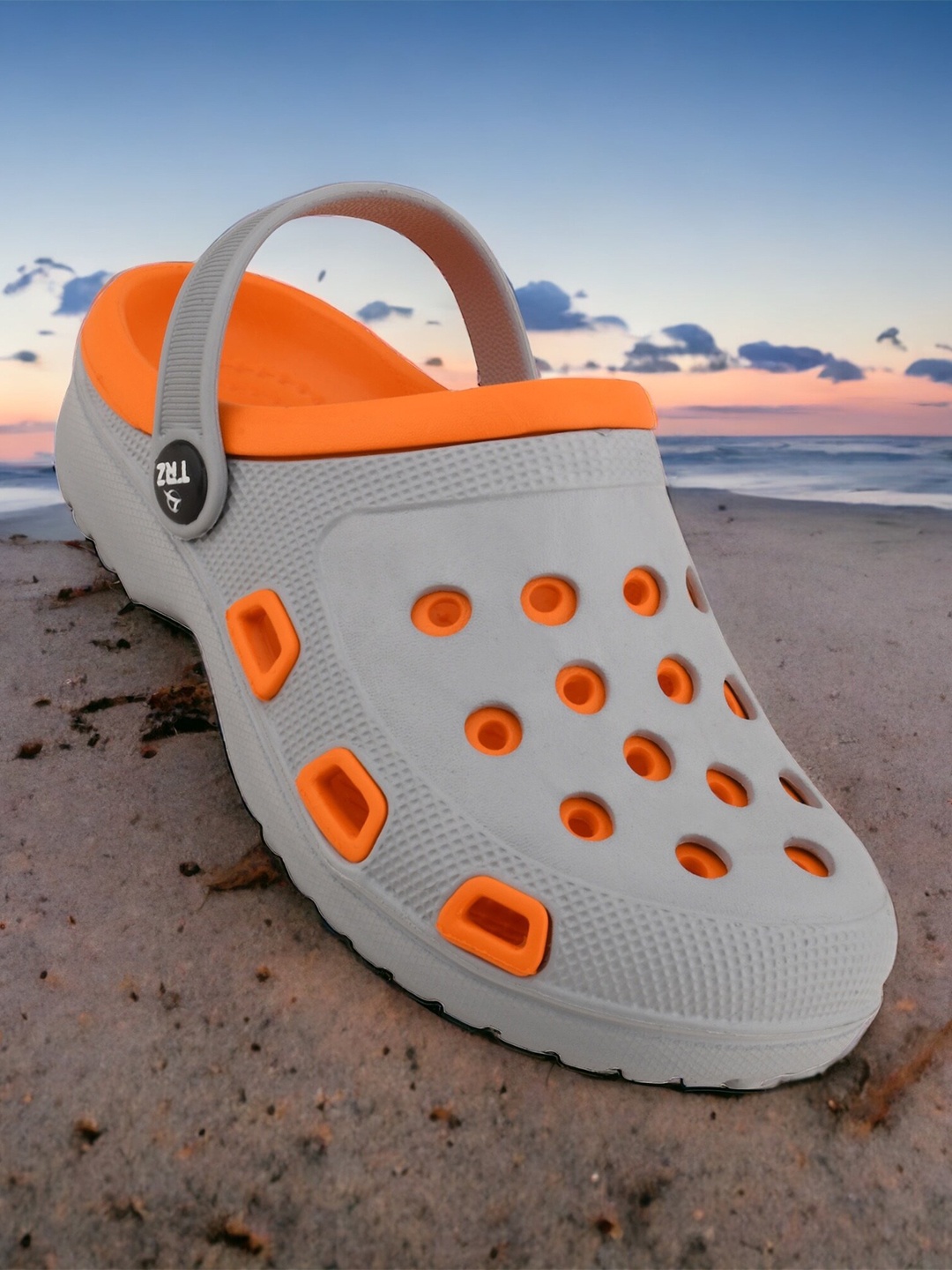 

BAESD Men Rubber Clogs, Orange