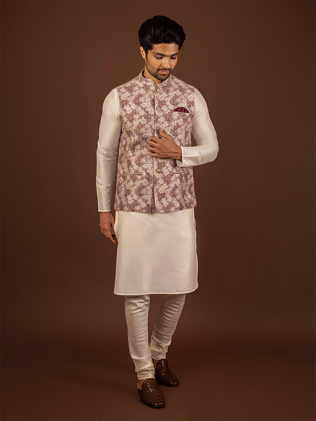 

KISAH Mandarin Collar Regular Straight Kurta With Churidar & Nehru Jacket, White