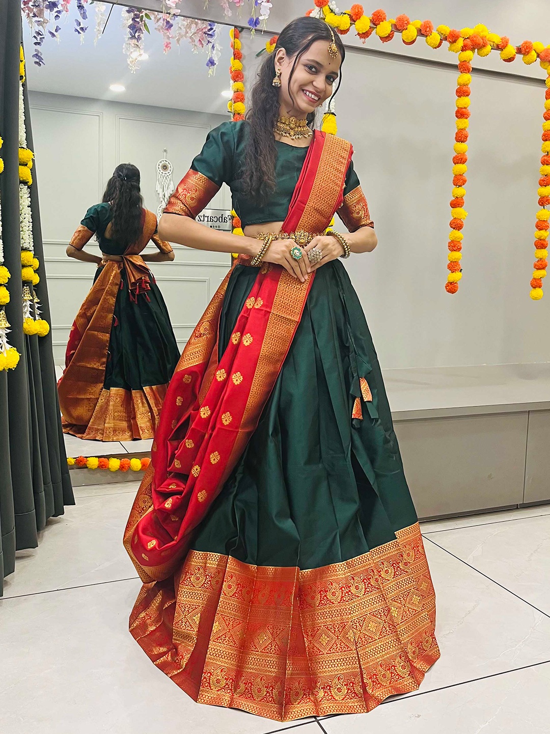 

Fabcartz Woven Design Semi-Stitched Lehenga & Unstitched Blouse With Dupatta, Green