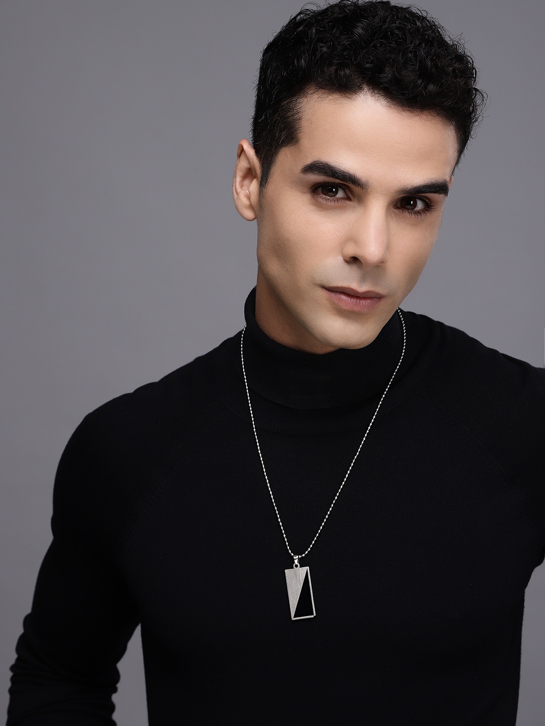 

WROGN Men Silver-Plated Geometric Pendant with Chain