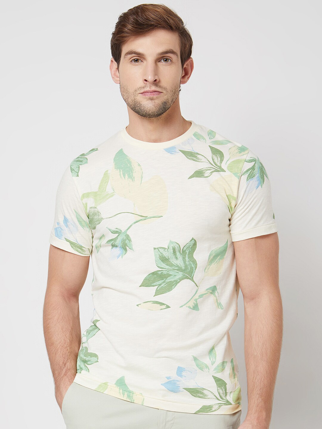 

Mufti Floral Printed Pure Cotton Slim Fit T-shirt, Off white