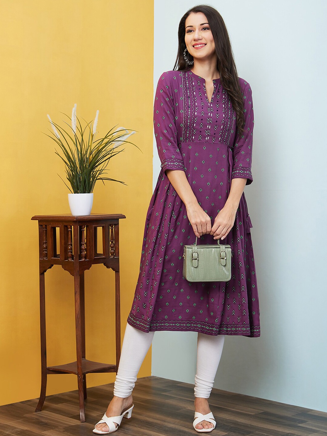 

Globus Ethnic Motifs Printed A Line Kurta, Purple