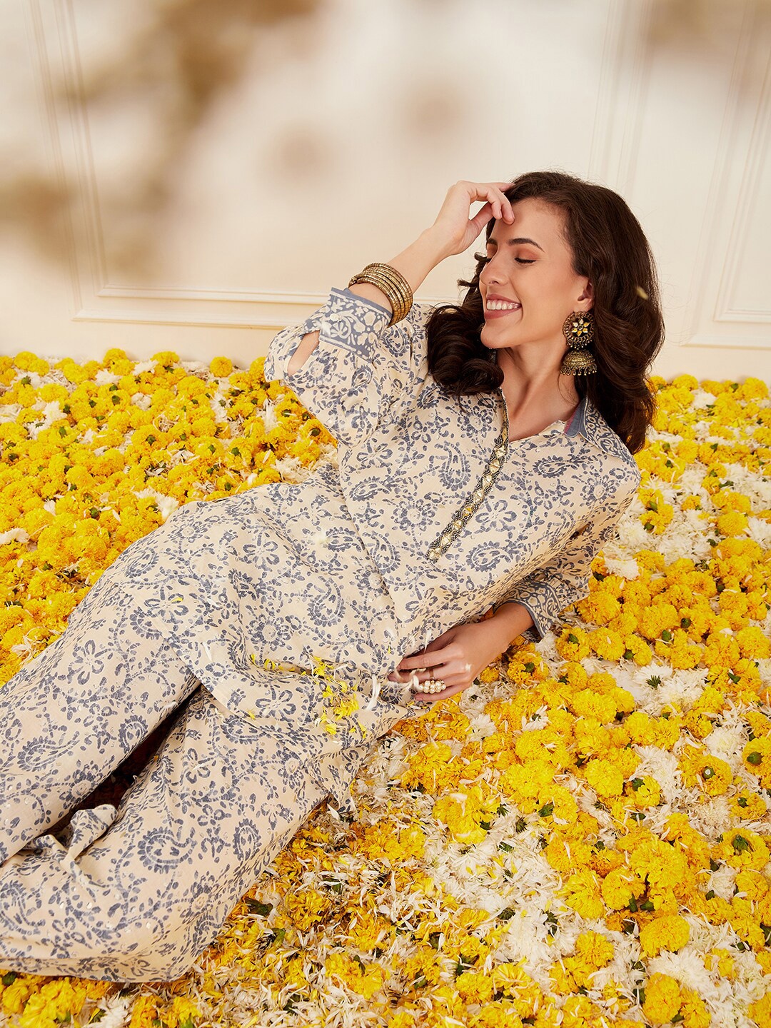 

Anouk Floral Printed Pure Cotton Regular Shirt Collar Sequinned Kurta with Harem Pants, Beige