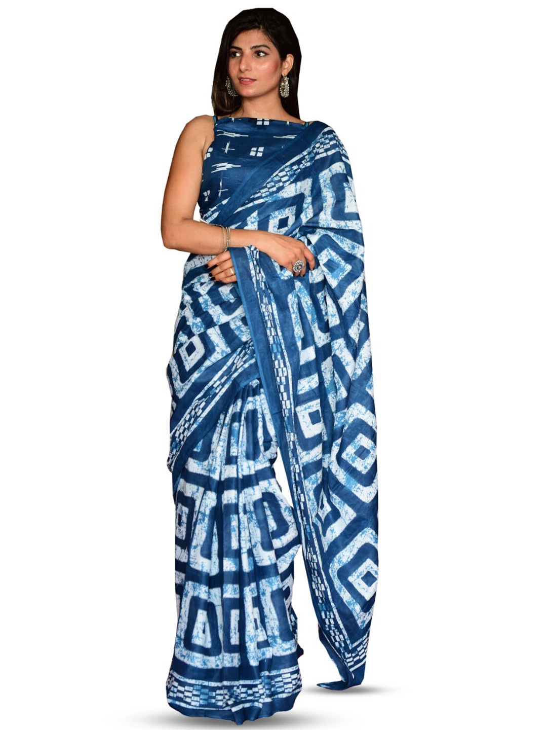 

TROPWEARGeometric Printed Pure Cotton Block Print Saree, Blue
