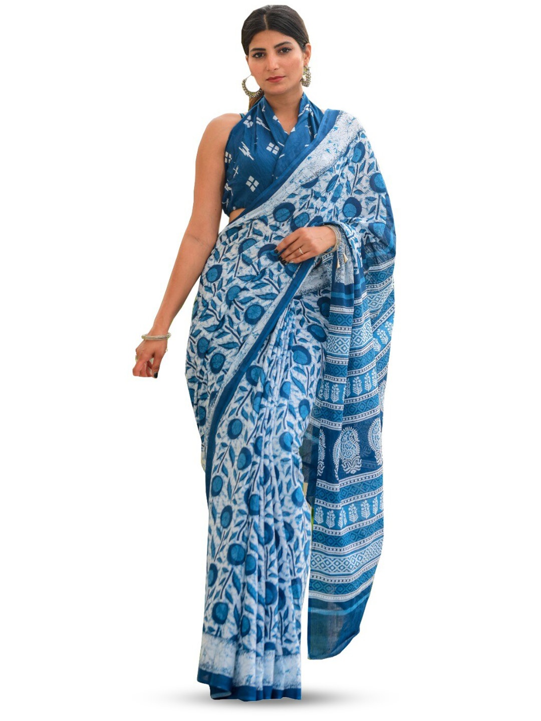 

TROPWEAR Floral Block Printed Pure Cotton Saree, Blue