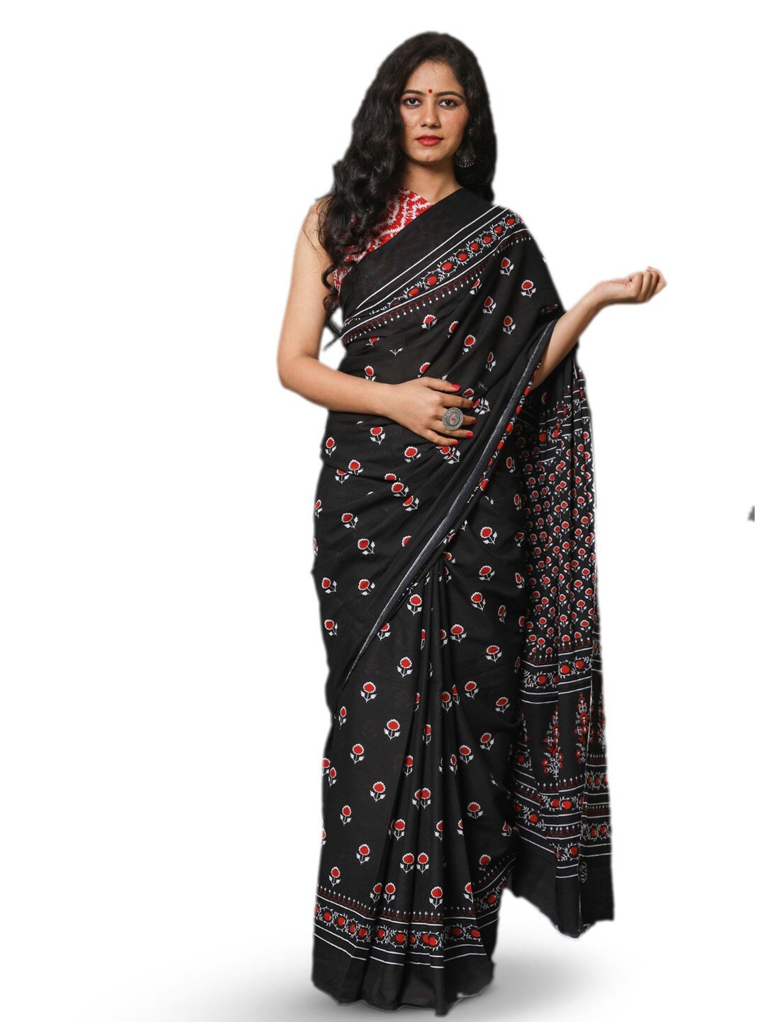 

KIAARON Floral Pure Cotton Block Print Saree, Black