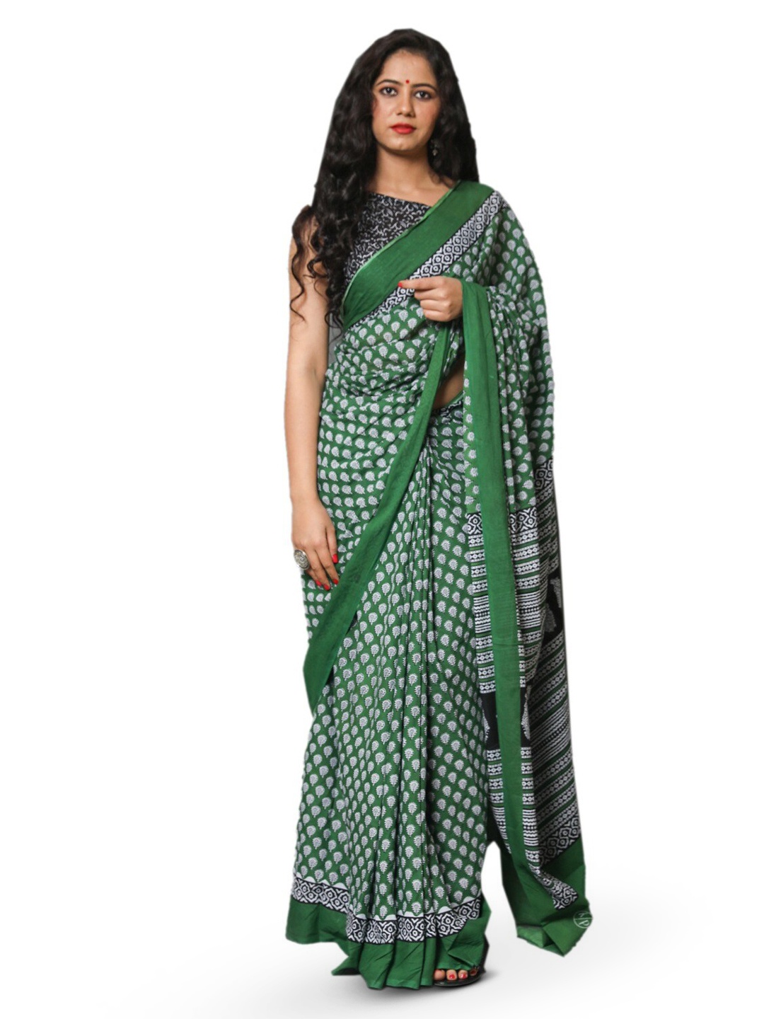 

KIAARON Floral Pure Cotton Block Print Saree, Green