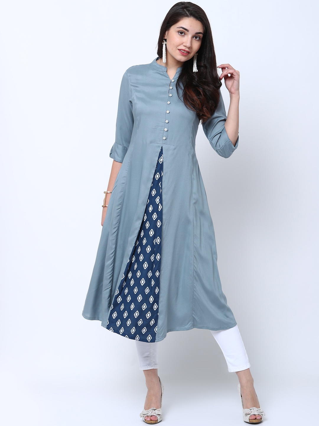 

Vishudh Women Grey & Blue Solid A-Line Kurta