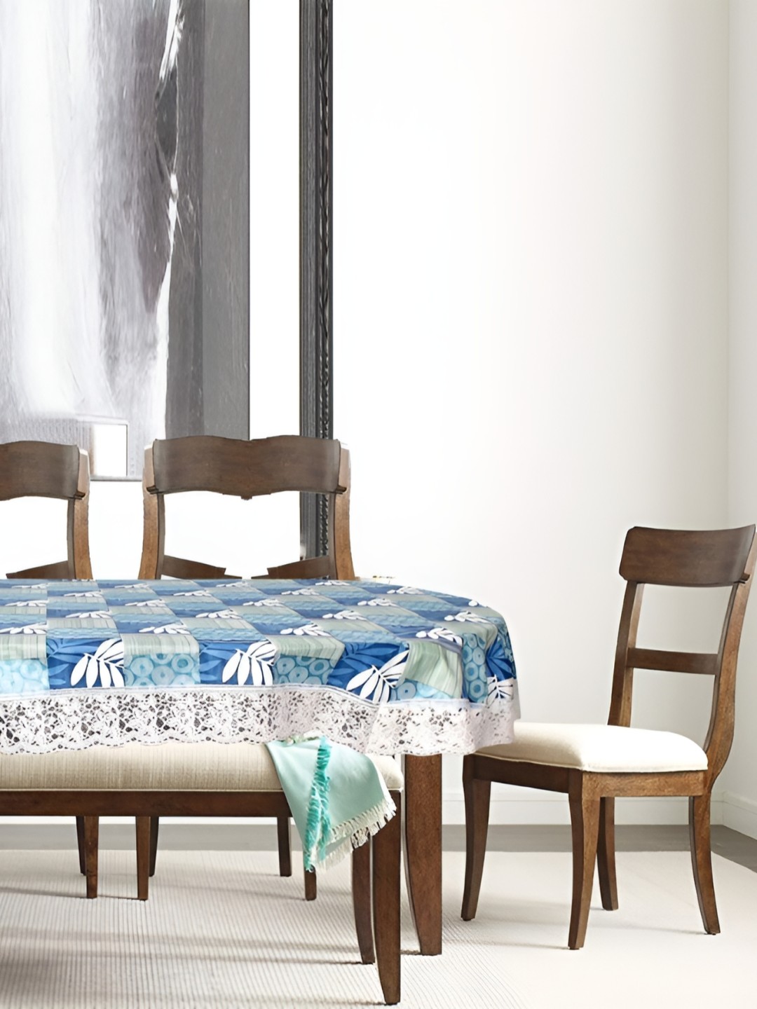 

Stylista Blue & White Floral Waterproof Oval 8 Seater Table Cover
