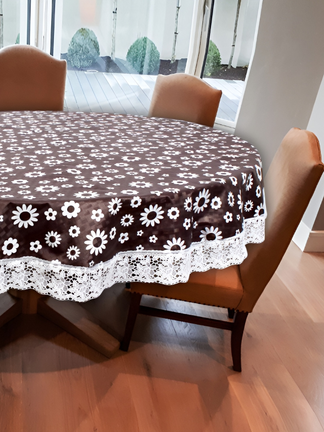 

Stylista Brown & White Floral Waterproof Round 6 Seater Table Cover