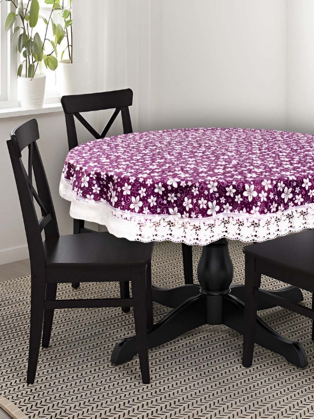 

Stylista Purple & White Floral Round Waterproof 8-Seater Table Cover