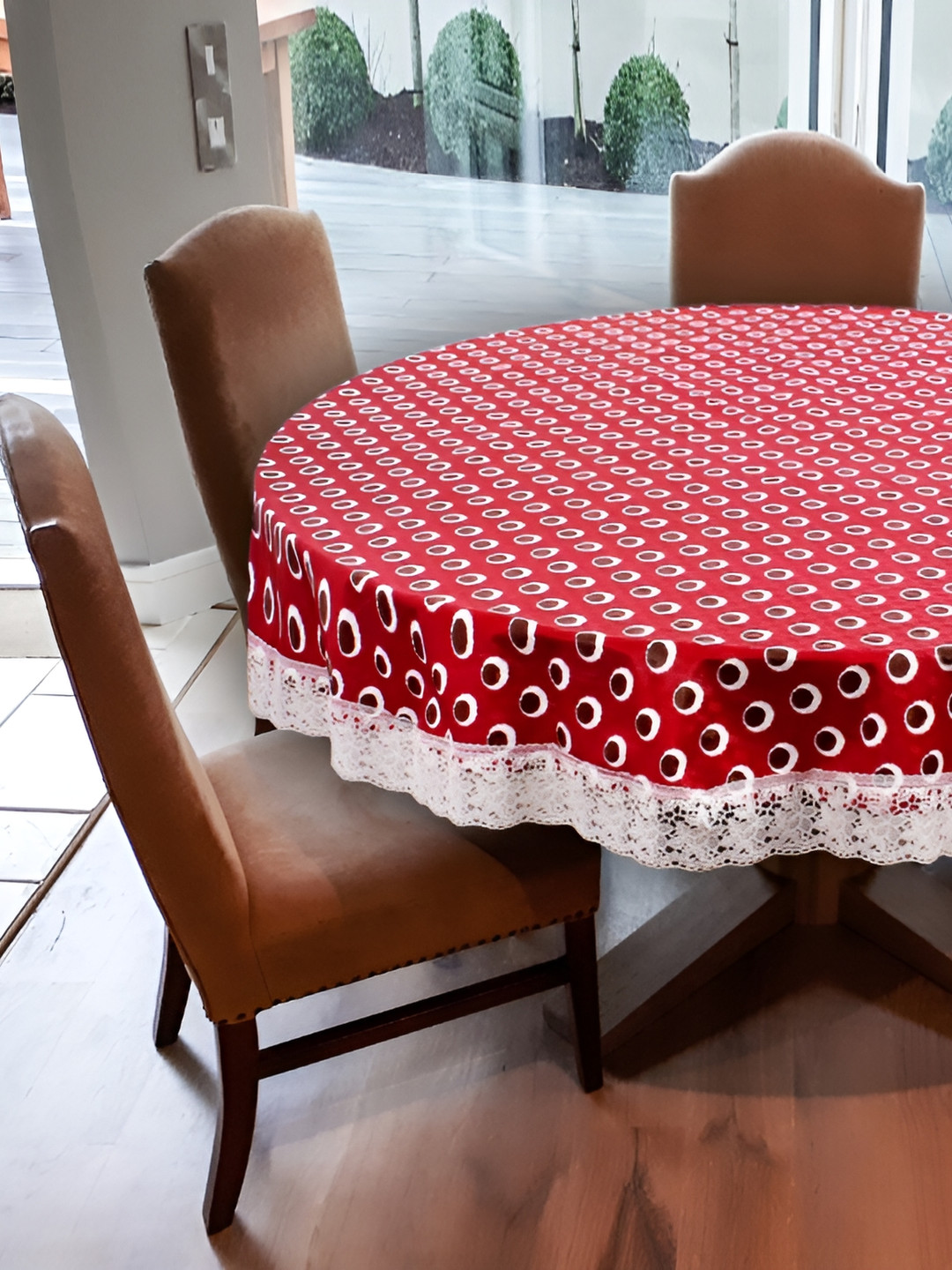 

Stylista Red & White Printed Waterproof 1.82 m x 1.82 m Round Table Cover