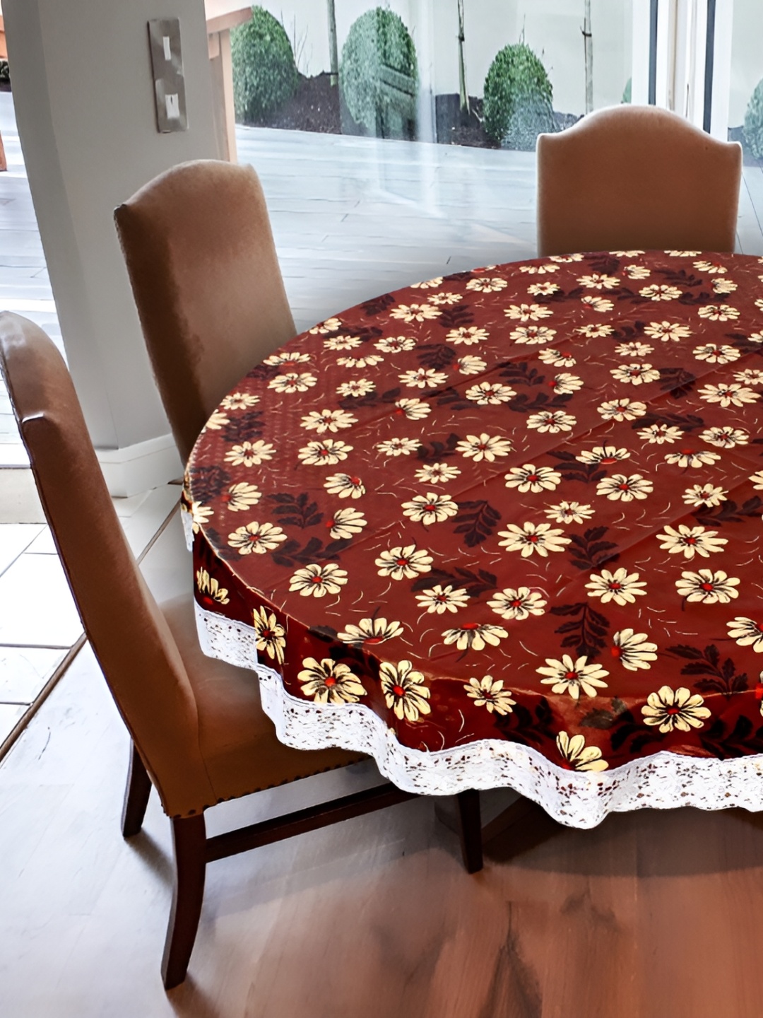 

Stylista Brown & Cream Floral Waterproof Round 6 Seater Table Cover