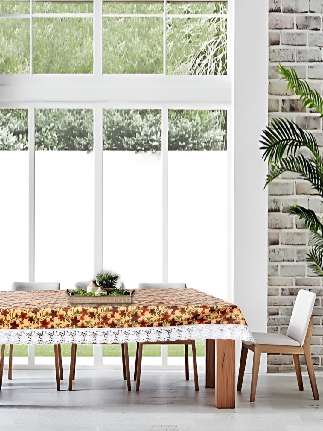 

Stylista White & Red Floral Waterproof Rectangle 8 Seater Table Cover