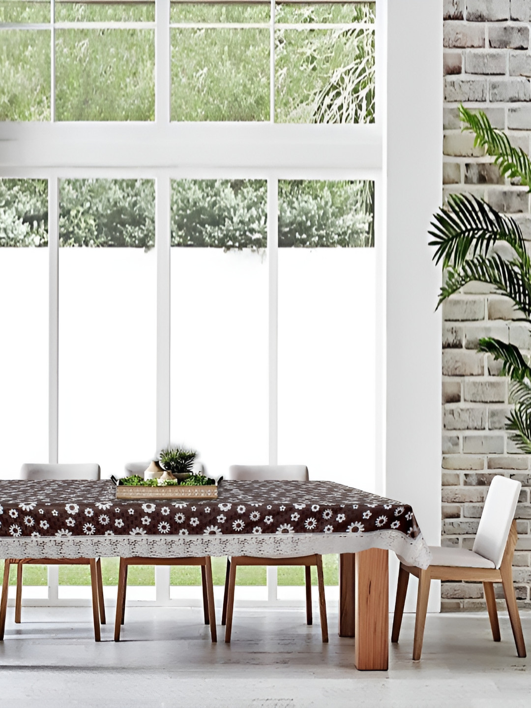 

Stylista Brown Waterproof 8-Seater Rectangular Table Cover