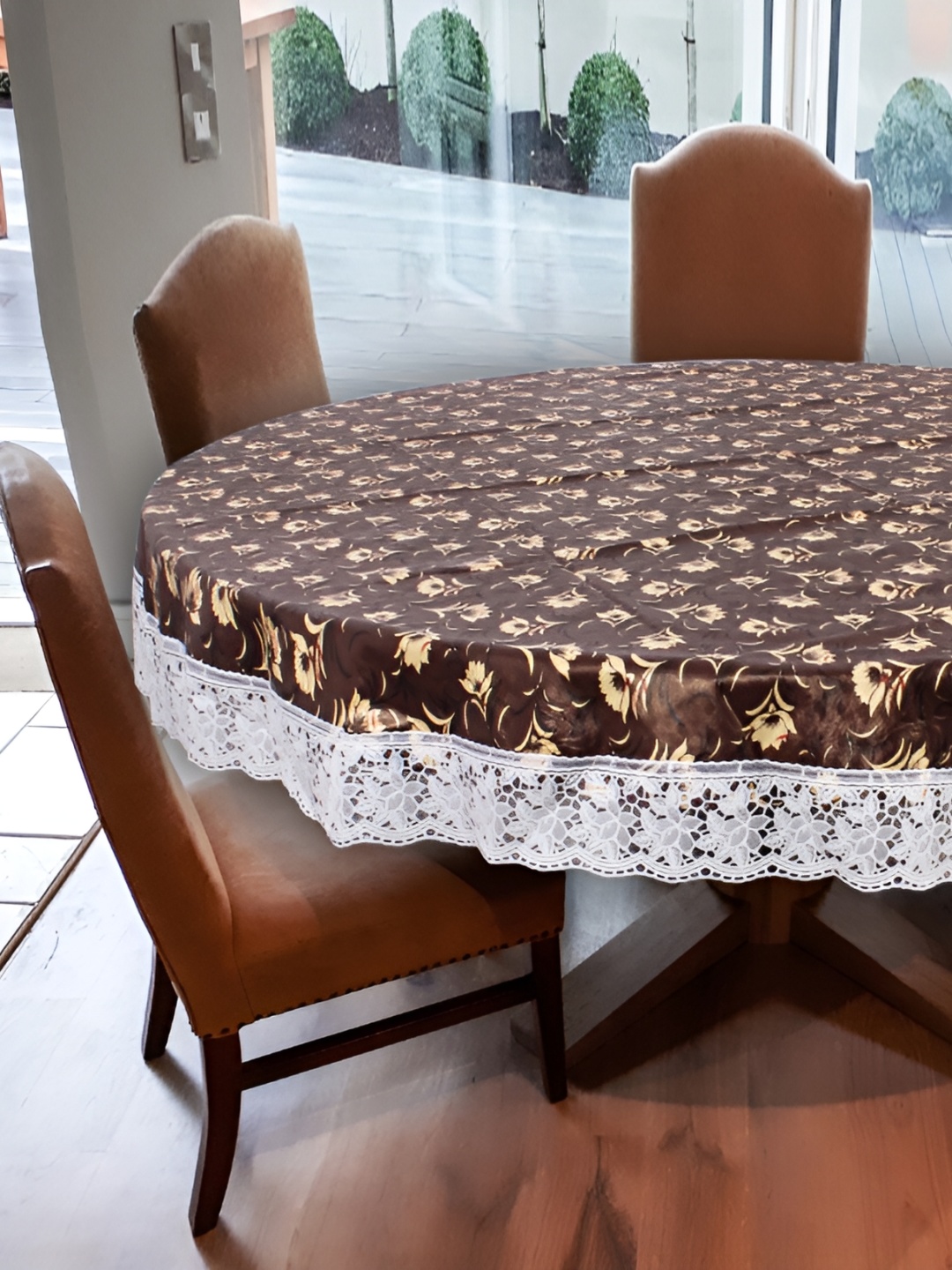 

Stylista Brown Waterproof Round 6-Seater Table Cover