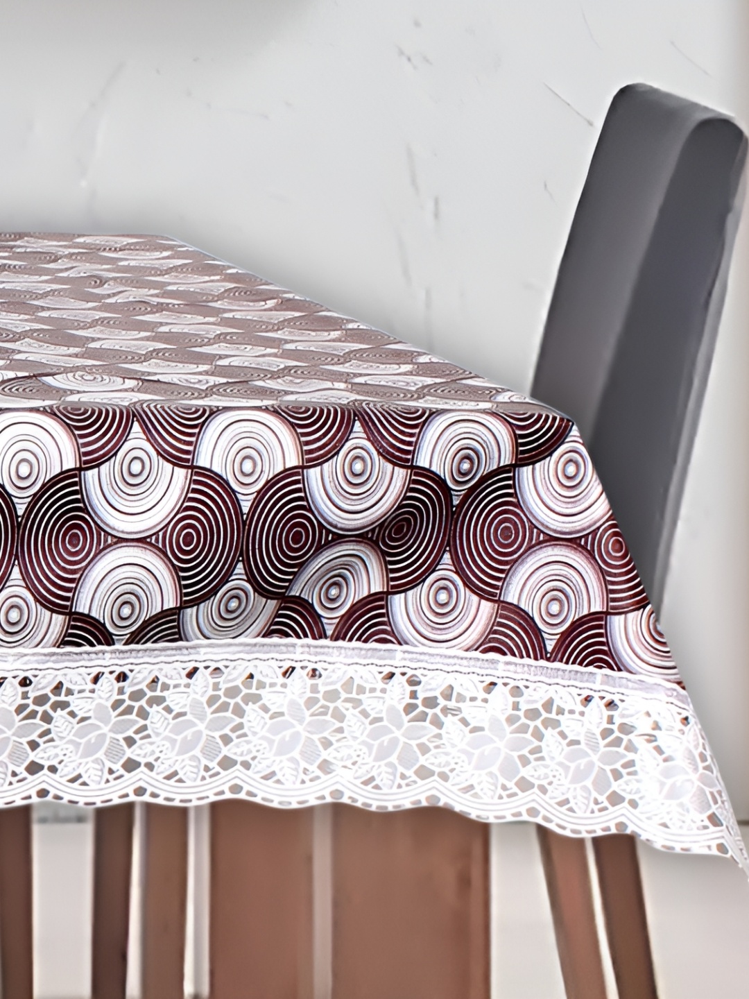 

Stylista White & Brown Waterproof 12 Seater Table Cover