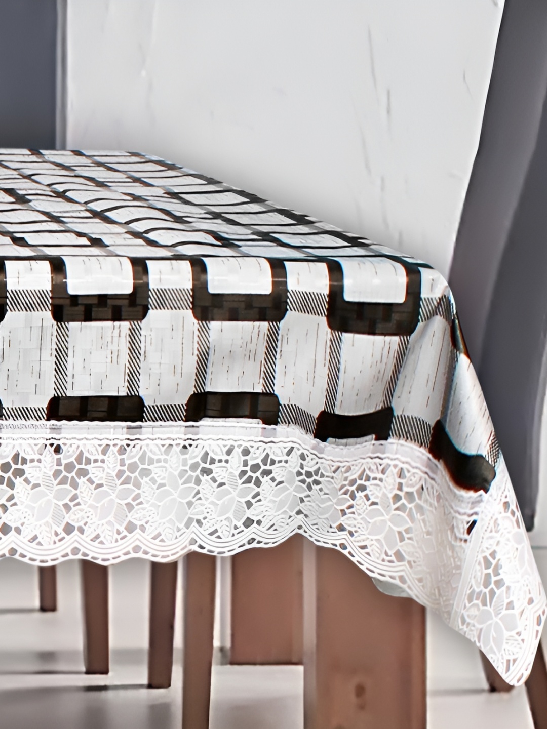 

Stylista Brown Waterproof 8-Seater Rectangular Table Cover