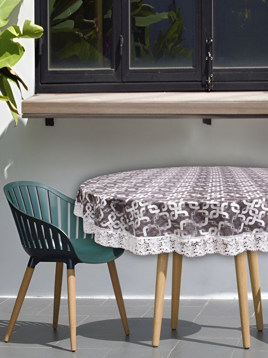 

Stylista Grey Waterproof Geometric Print Round 2 Seater Table Cover