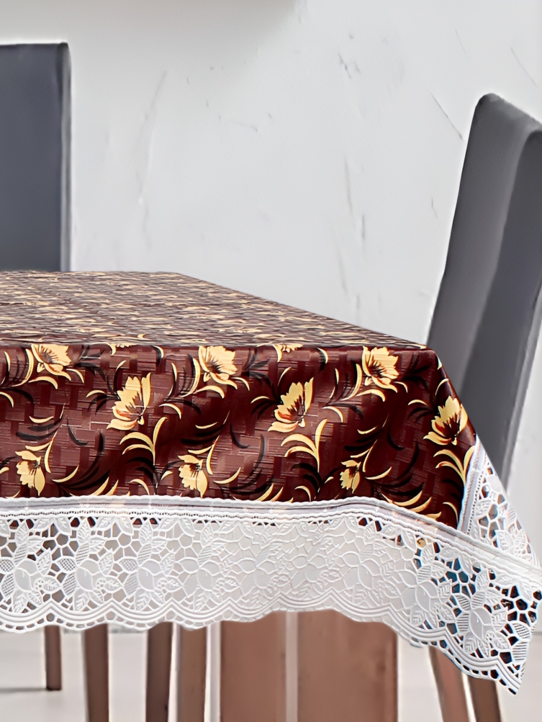 

Stylista Brown & Beige Floral Waterproof 12-Seater Table Cover