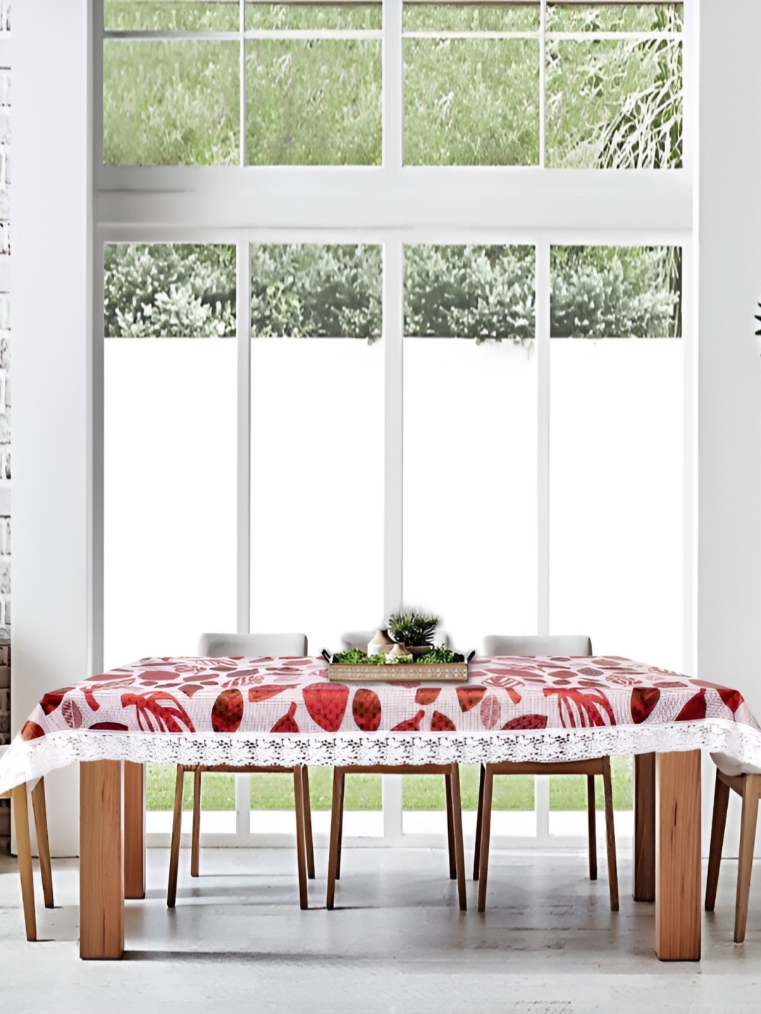 

Stylista Red Waterproof 8-Seater Rectangular Table Cover