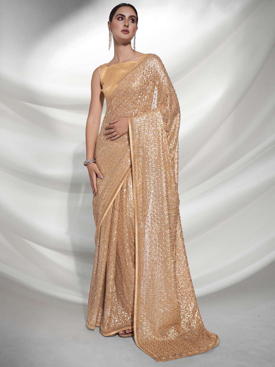 

Angroop Woven Design Embellished Sequinned Pure Georgette Saree, Gold