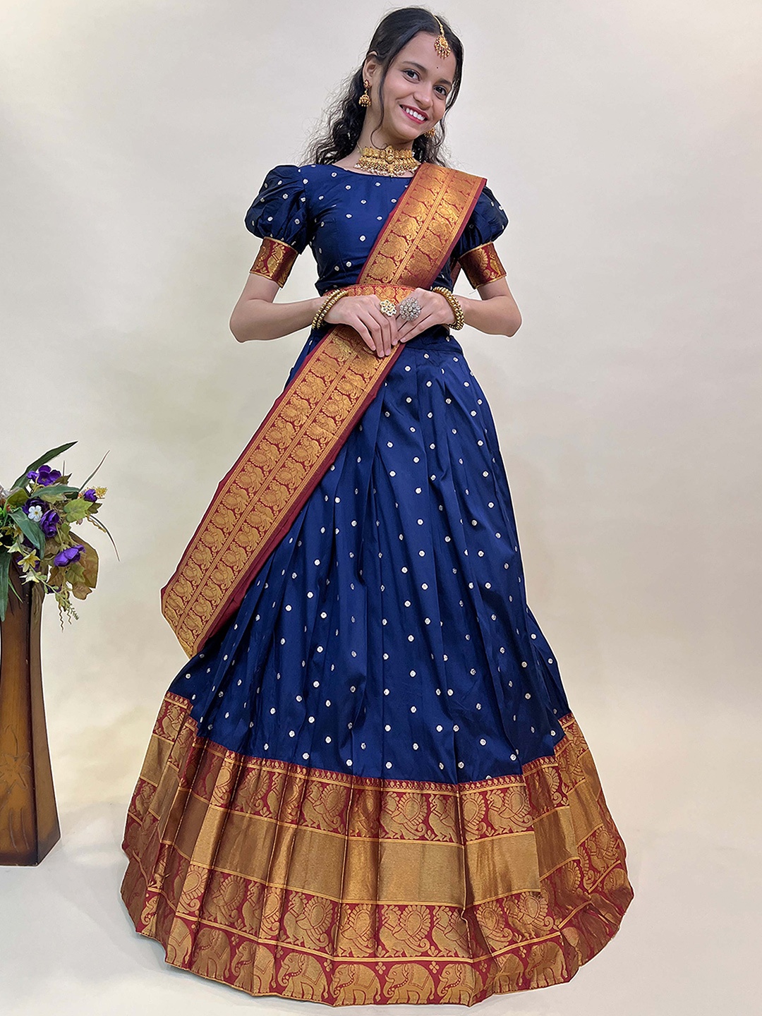 

Fabcartz Woven Design Semi-Stitched Lehenga & Unstitched Blouse With Dupatta, Blue