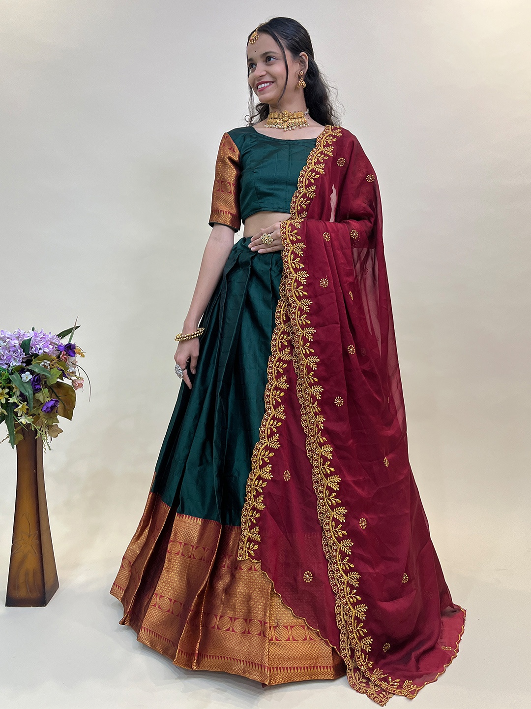 

Fabcartz Woven Designed Thread Work Semi-Stitched Lehenga & Unstitched Blouse With Dupatta, Green