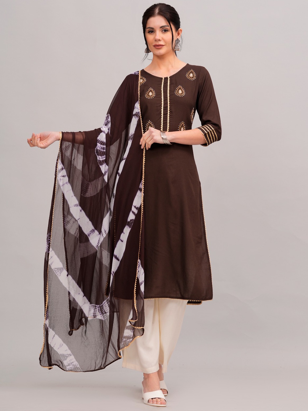 

MAUKA Embroidered Regular Thread Work Kurta With Palazzo & Dupatta, Brown