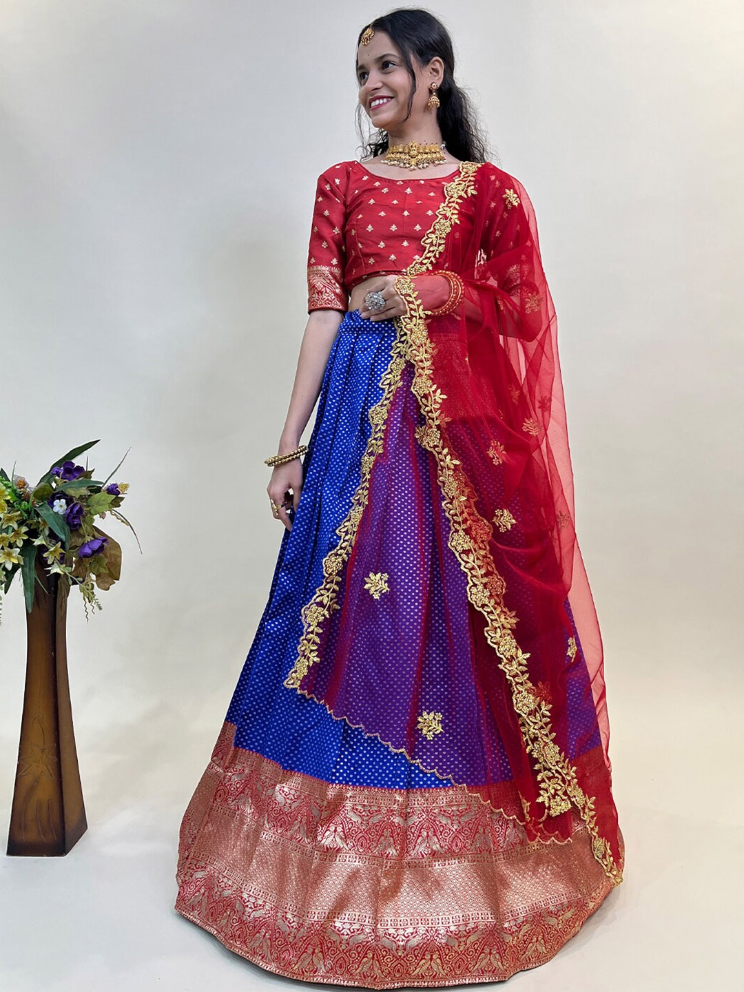 

Fabcartz Woven Designed Semi-Stitched Lehenga & Unstitched Blouse With Dupatta, Blue