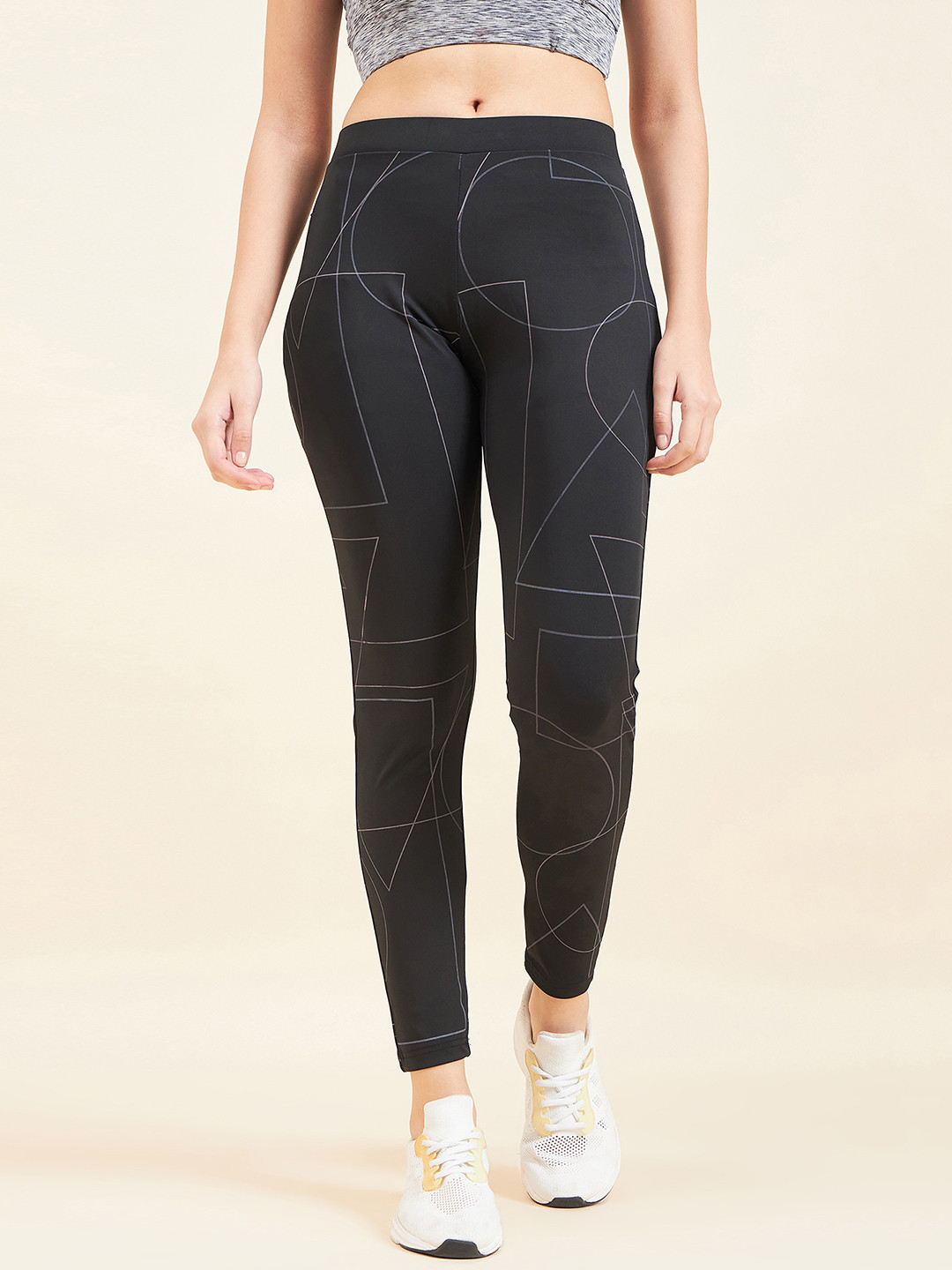 

Sweet Dreams Women Black Abstract Printed Gym Tights