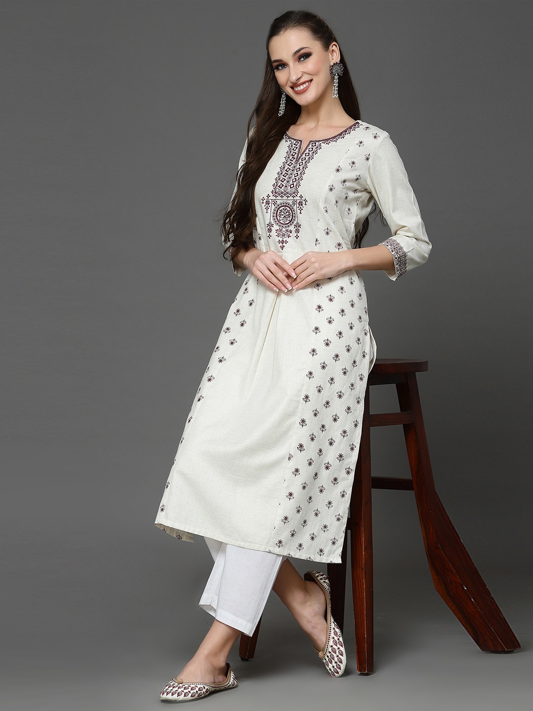 

KALINI Ethnic Motifs Printed Cotton Straight Kurta, Off white