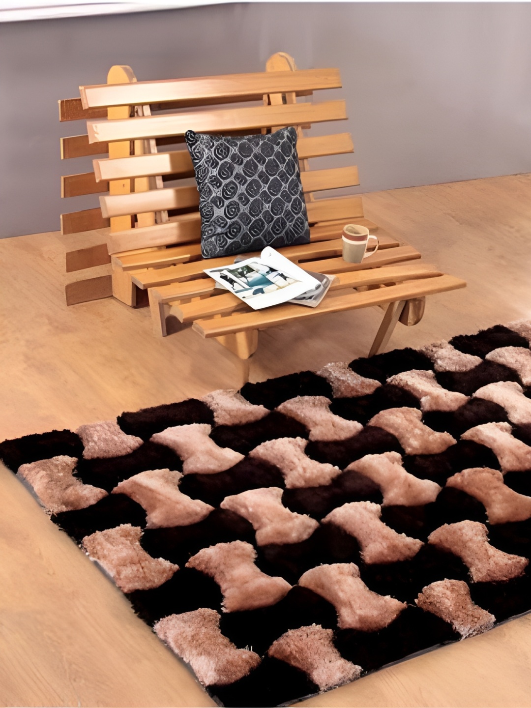 

Shopgallery Brown & Black Geometric Printed Anti Skid Carpet