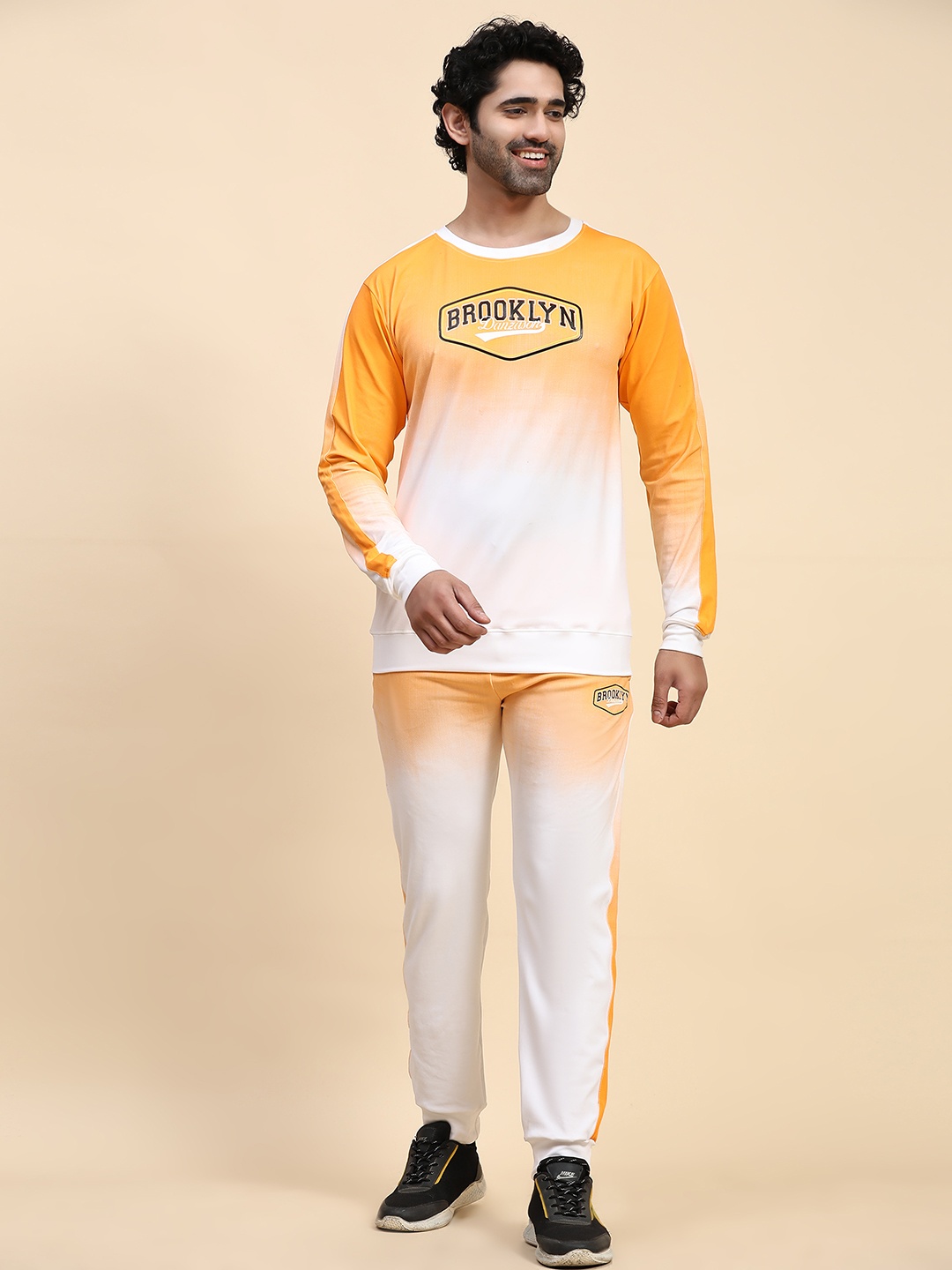 

DANZA-SON Ombre Round Neck Long Sleeves Tracksuits, Orange