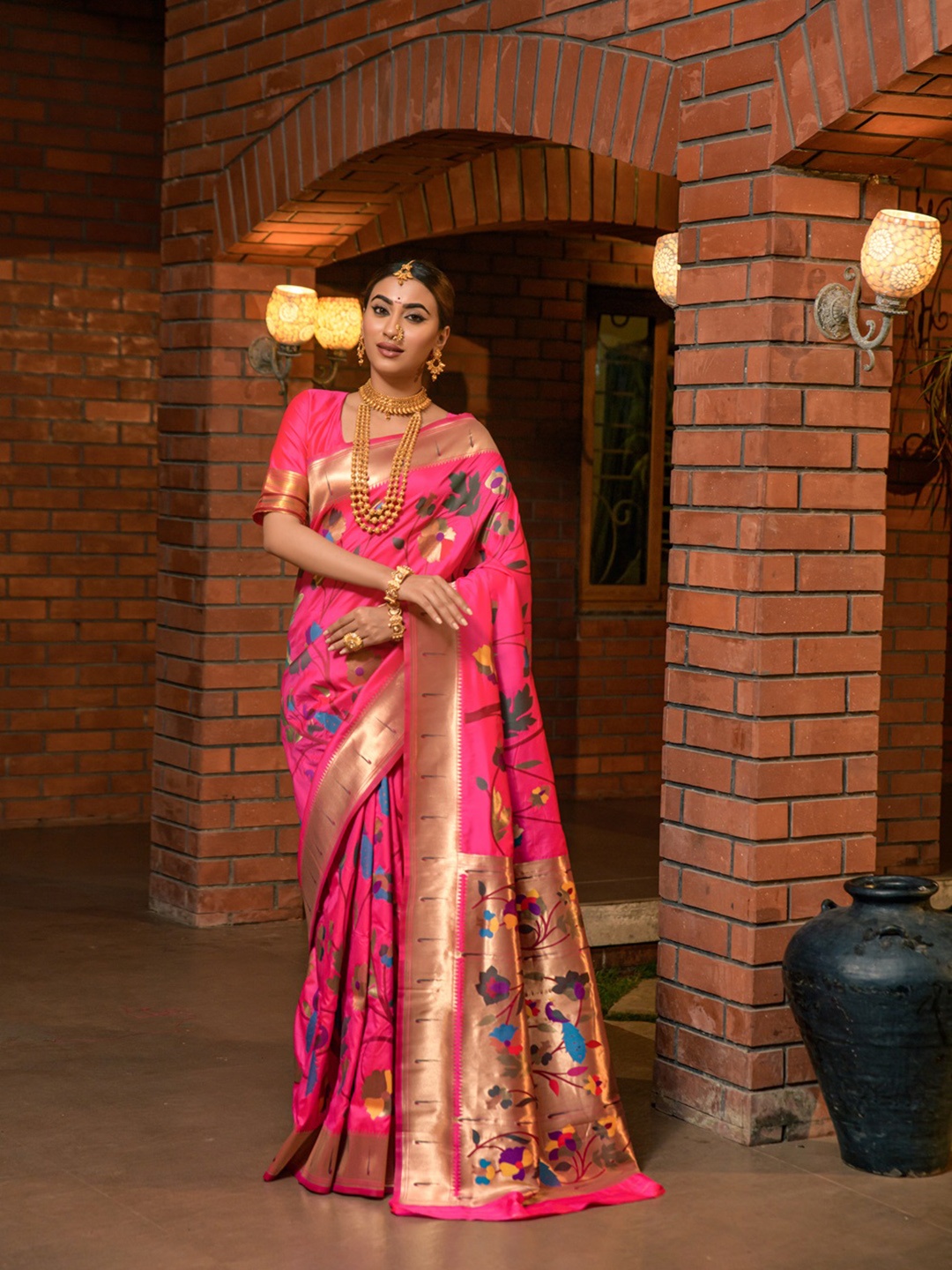 

CaniBani Floral Woven Design Zari Pure Silk Paithani Saree, Pink