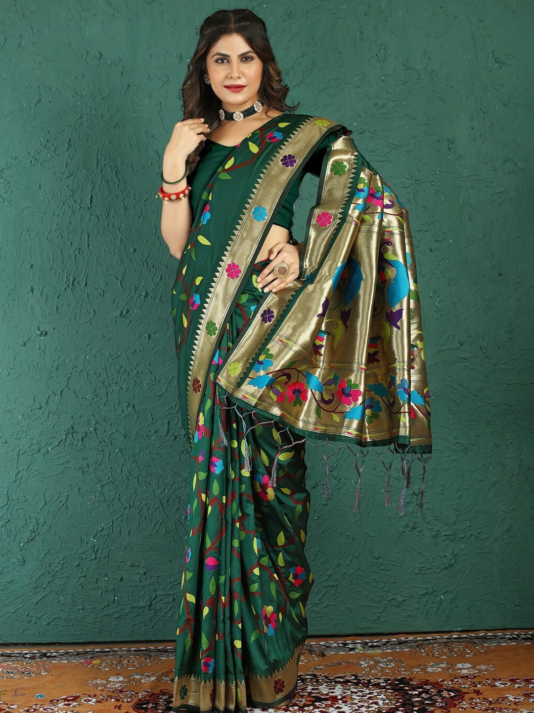 

CaniBani Floral Woven Design Zari Pure Silk Paithani Saree, Green