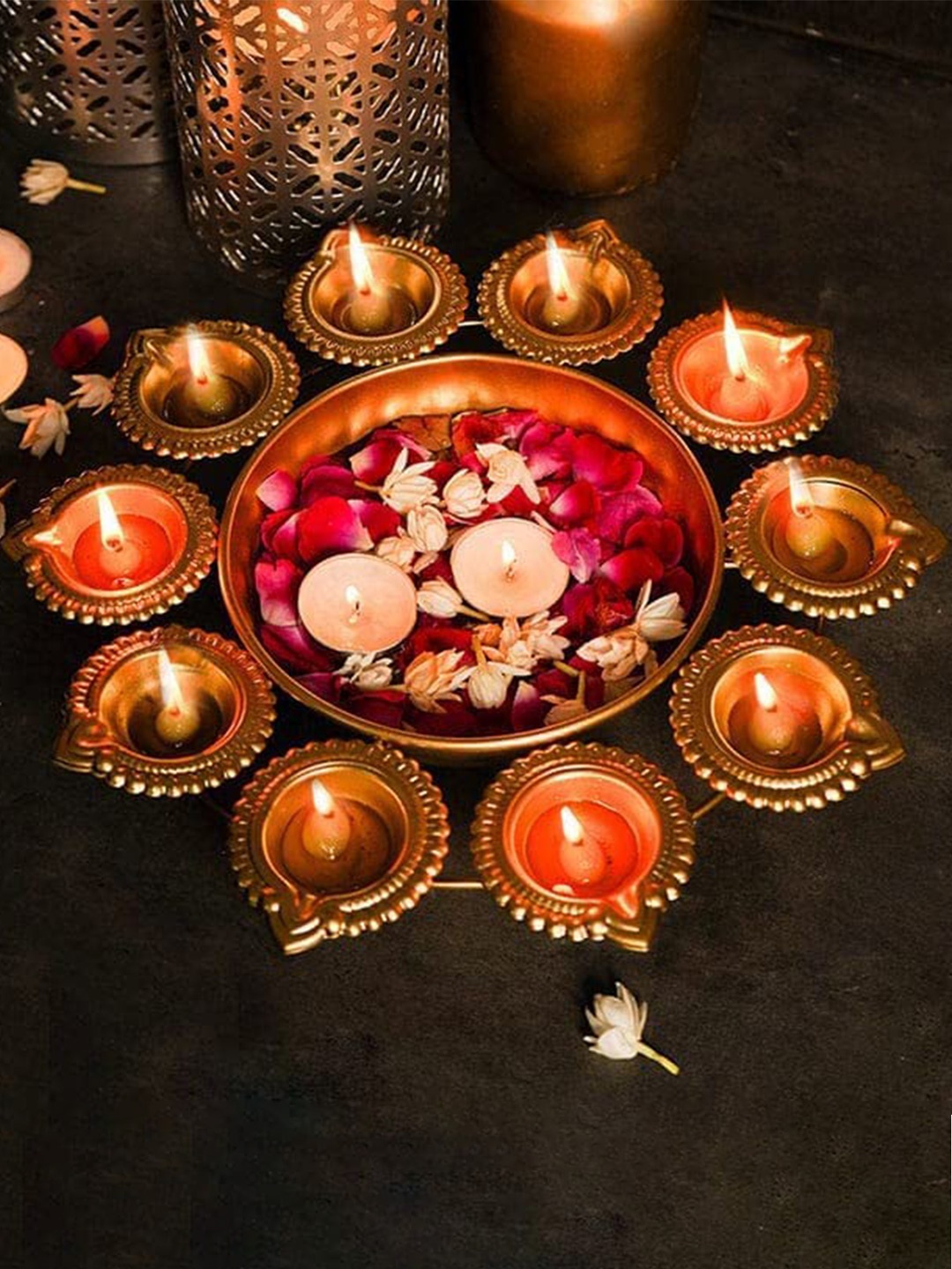 

PRISHA INDIA CRAFT Beige Urli Bowl Pooja Diyas