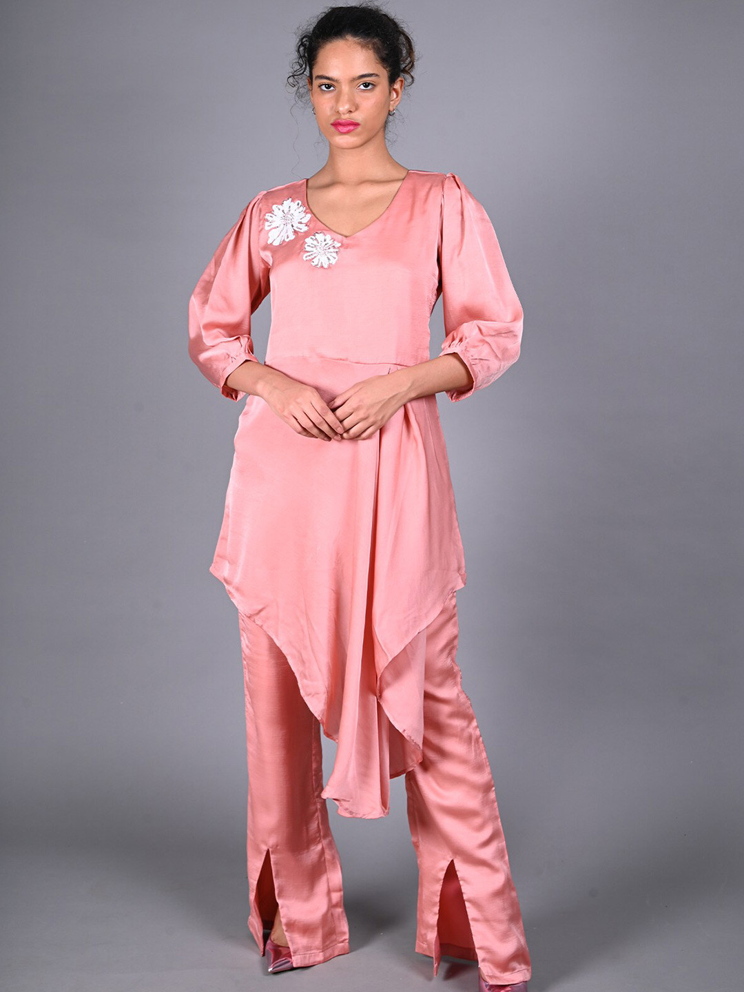 

ODETTE Embroidered Silk Top with Trousers, Mauve